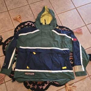 🔥🔥 VINTAGE Tommy Hilfiger Green and Blue Hooded Sailing Jacket🔥🔥